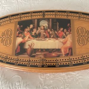 Vintage Unique Last Supper Vintage Oval Wood Cribbage Board.